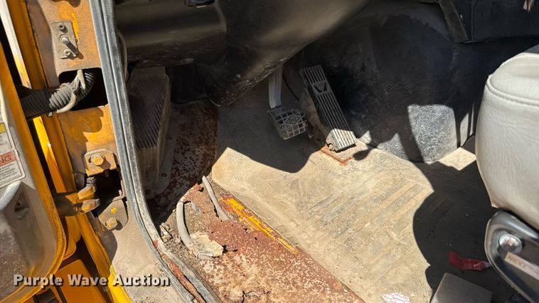 image for item DY0397 2014 Western Star 4700SB dump truck