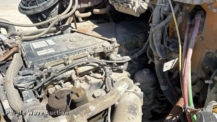 image for item DY0397 2014 Western Star 4700SB dump truck