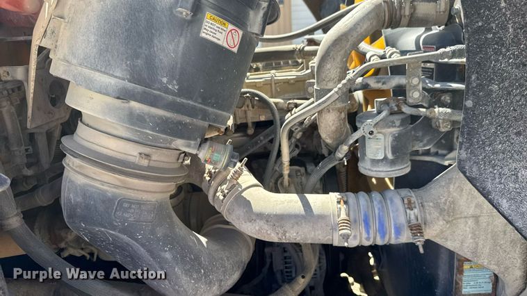 image for item DY0397 2014 Western Star 4700SB dump truck