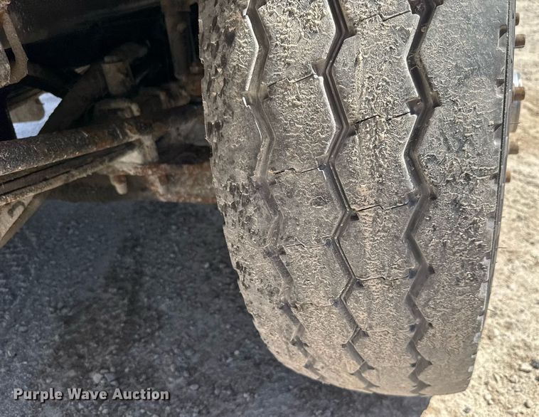 image for item DY0397 2014 Western Star 4700SB dump truck