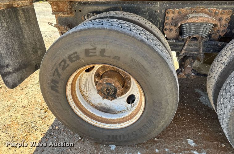 image for item DY0397 2014 Western Star 4700SB dump truck