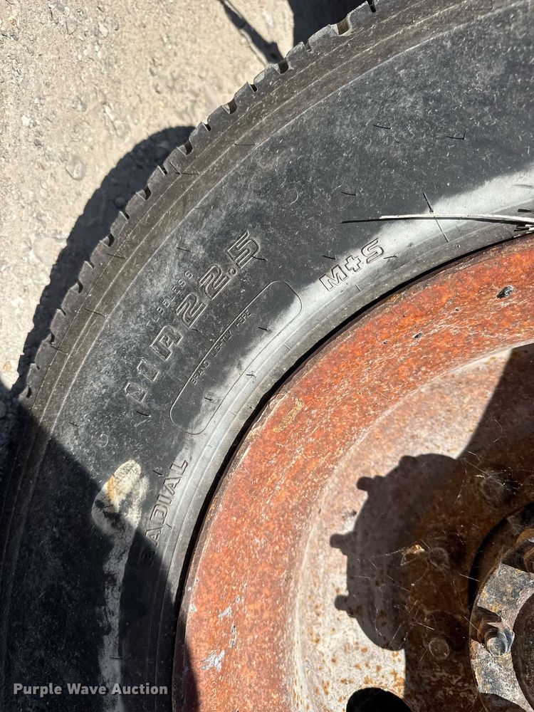 image for item DY0397 2014 Western Star 4700SB dump truck