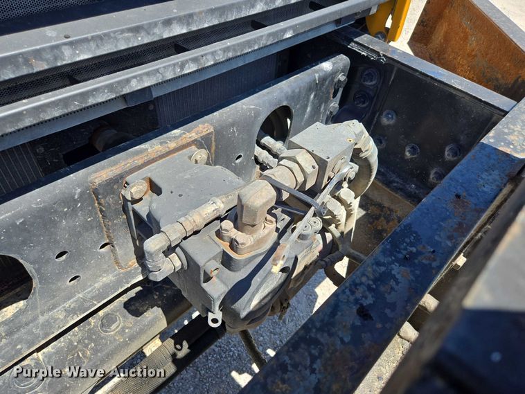 image for item DY0398 2014 Freightliner 114SD dump truck