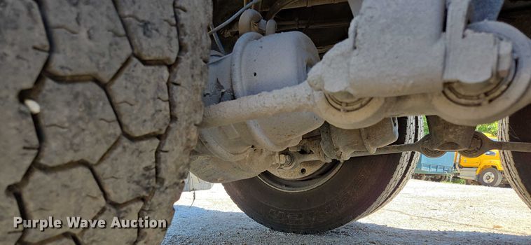 image for item DY0398 2014 Freightliner 114SD dump truck