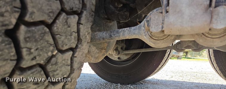 image for item DY0398 2014 Freightliner 114SD dump truck