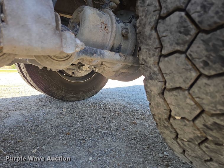 image for item DY0398 2014 Freightliner 114SD dump truck