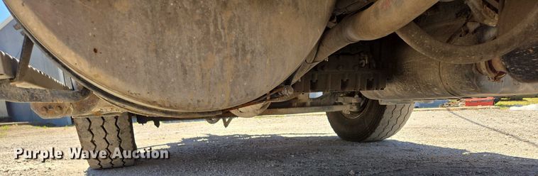 image for item DY0398 2014 Freightliner 114SD dump truck