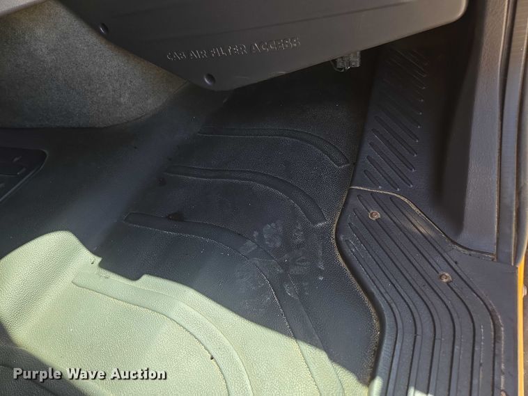 image for item DY0398 2014 Freightliner 114SD dump truck