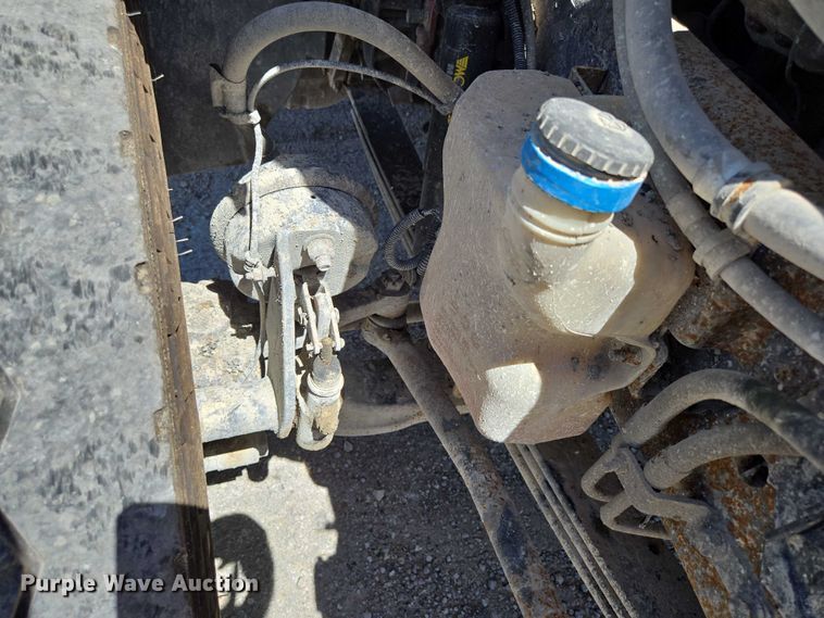 image for item DY0398 2014 Freightliner 114SD dump truck