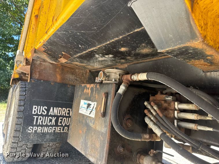 image for item DY0399 2009 Sterling L-Line dump truck