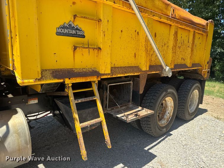 image for item DY0399 2009 Sterling L-Line dump truck