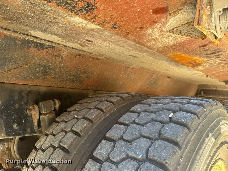 image for item DY0399 2009 Sterling L-Line dump truck