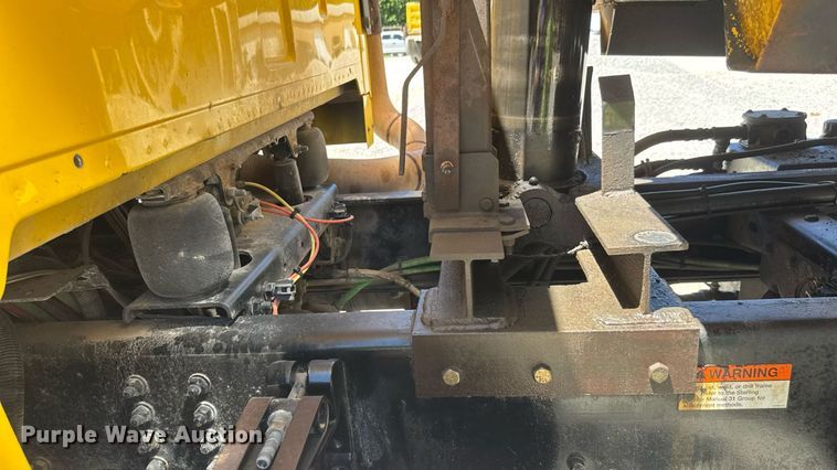 image for item DY0399 2009 Sterling L-Line dump truck