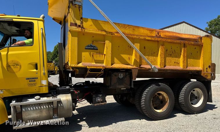 image for item DY0399 2009 Sterling L-Line dump truck