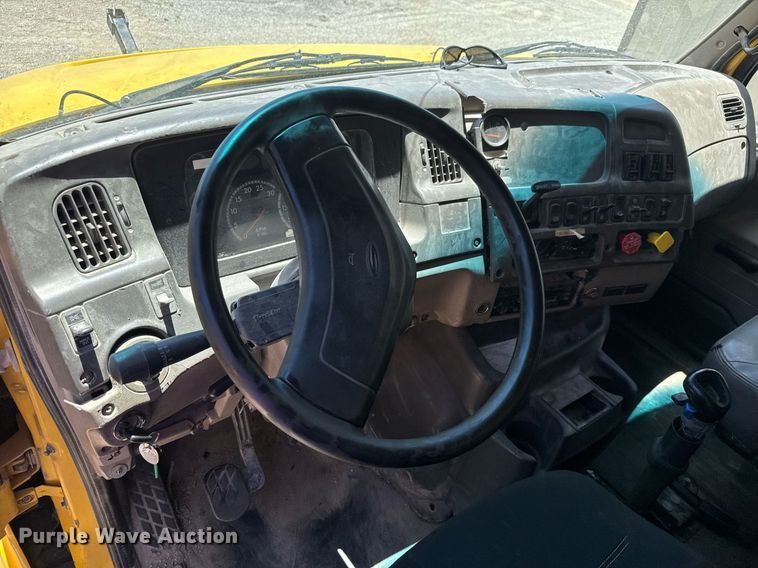 image for item DY0399 2009 Sterling L-Line dump truck