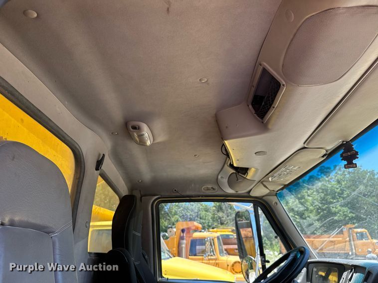 image for item DY0399 2009 Sterling L-Line dump truck