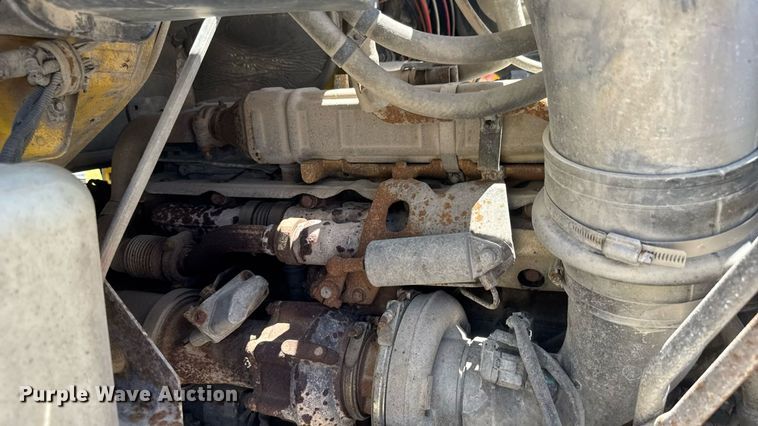 image for item DY0399 2009 Sterling L-Line dump truck