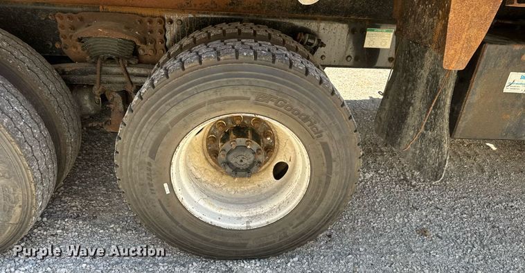 image for item DY0399 2009 Sterling L-Line dump truck