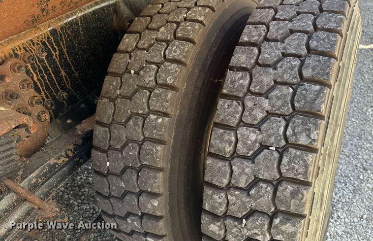 image for item DY0399 2009 Sterling L-Line dump truck