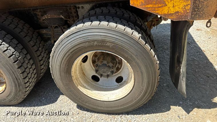 image for item DY0399 2009 Sterling L-Line dump truck