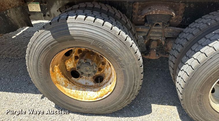 image for item DY0399 2009 Sterling L-Line dump truck