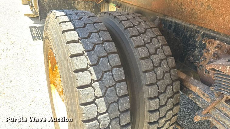 image for item DY0399 2009 Sterling L-Line dump truck