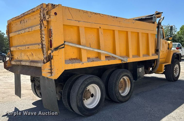 image for item DY0400 1997 Ford L9000 dump truck