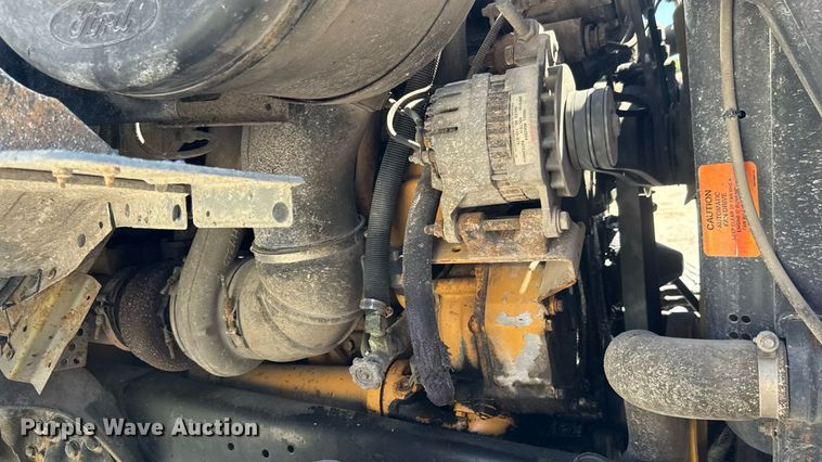 image for item DY0400 1997 Ford L9000 dump truck