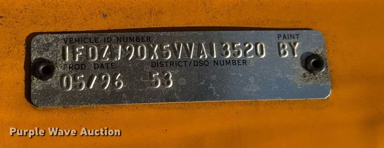 image for item DY0400 1997 Ford L9000 dump truck