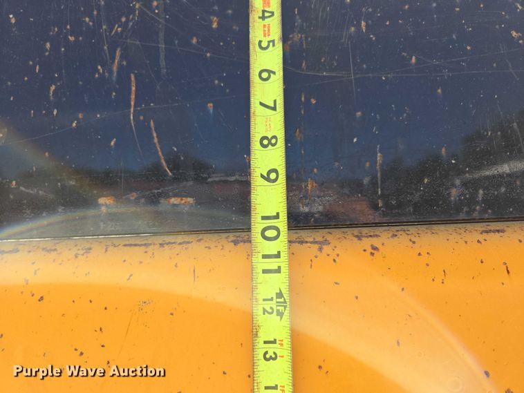 image for item DY0401 2015 Western Star 4700SF dump truck