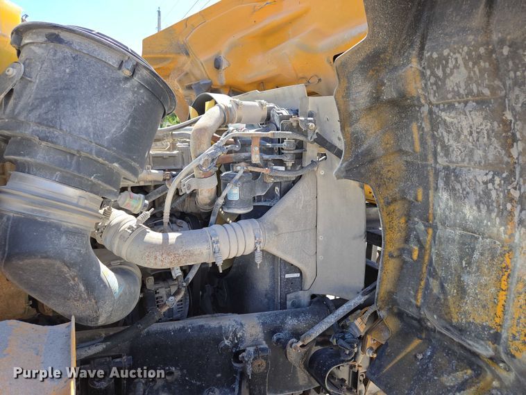 image for item DY0401 2015 Western Star 4700SF dump truck