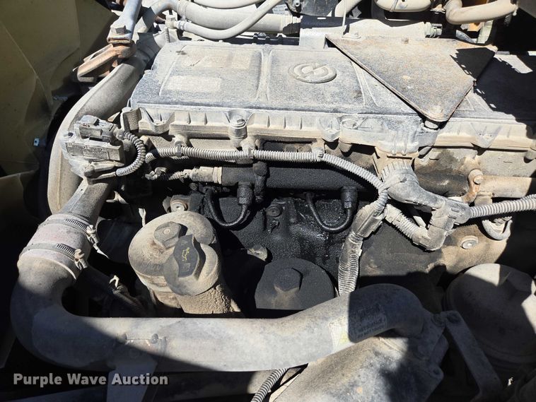 image for item DY0401 2015 Western Star 4700SF dump truck