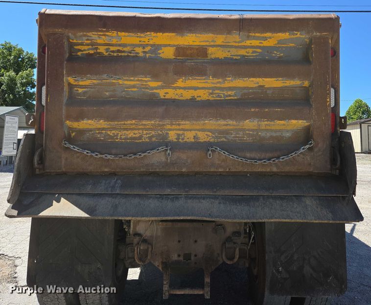 image for item DY0402 2007 Sterling L-Line dump truck