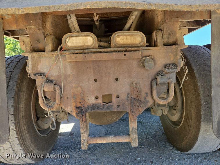 image for item DY0402 2007 Sterling L-Line dump truck