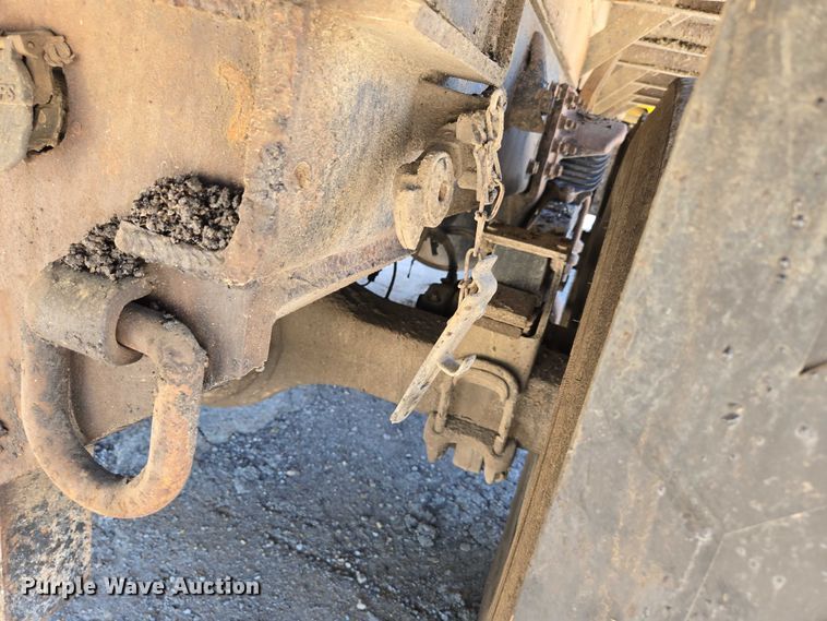 image for item DY0402 2007 Sterling L-Line dump truck