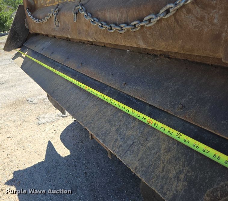 image for item DY0402 2007 Sterling L-Line dump truck