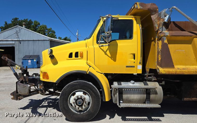 image for item DY0402 2007 Sterling L-Line dump truck