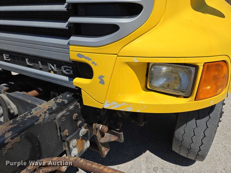 image for item DY0402 2007 Sterling L-Line dump truck