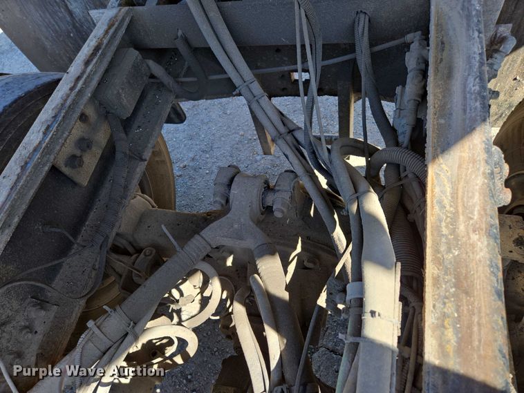 image for item DY0402 2007 Sterling L-Line dump truck