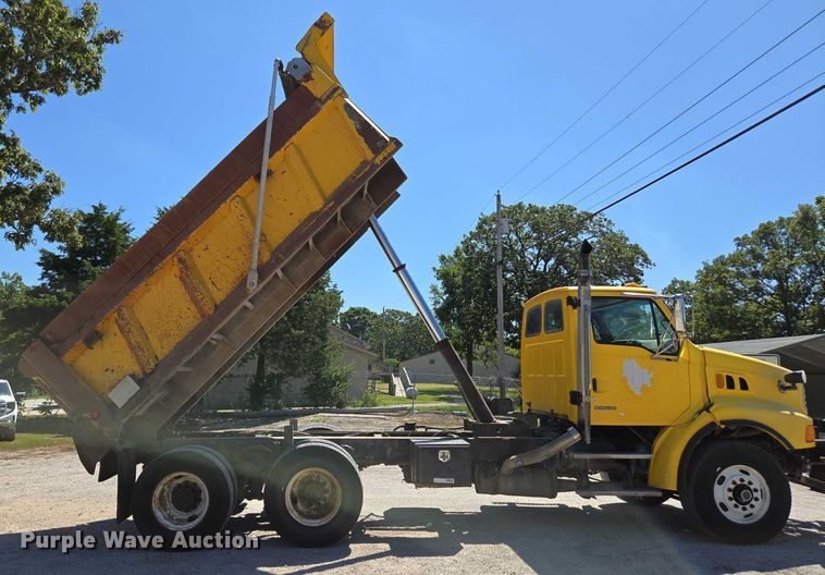 image for item DY0402 2007 Sterling L-Line dump truck