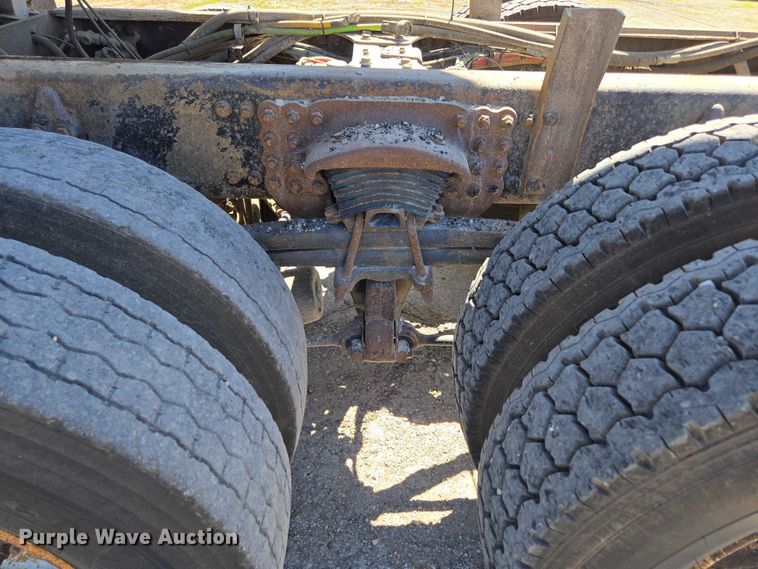 image for item DY0402 2007 Sterling L-Line dump truck