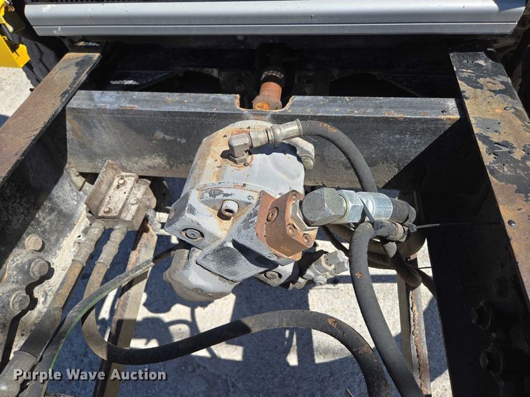 image for item DY0402 2007 Sterling L-Line dump truck