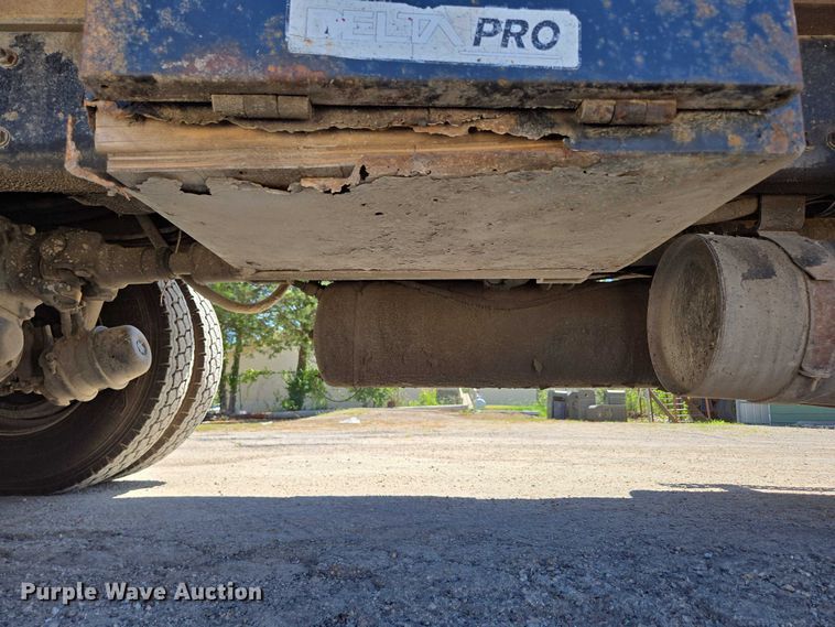 image for item DY0402 2007 Sterling L-Line dump truck