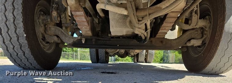 image for item DY0402 2007 Sterling L-Line dump truck