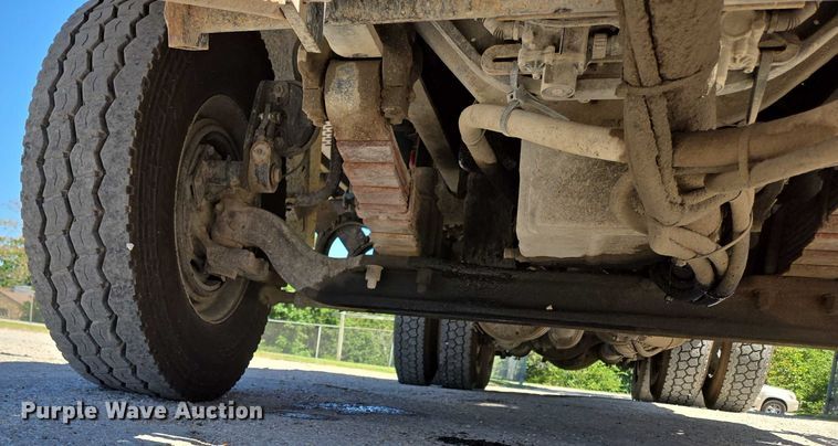 image for item DY0402 2007 Sterling L-Line dump truck