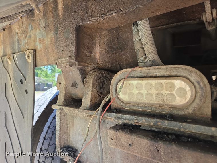 image for item DY0402 2007 Sterling L-Line dump truck