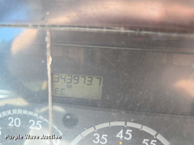 image for item DY0402 2007 Sterling L-Line dump truck