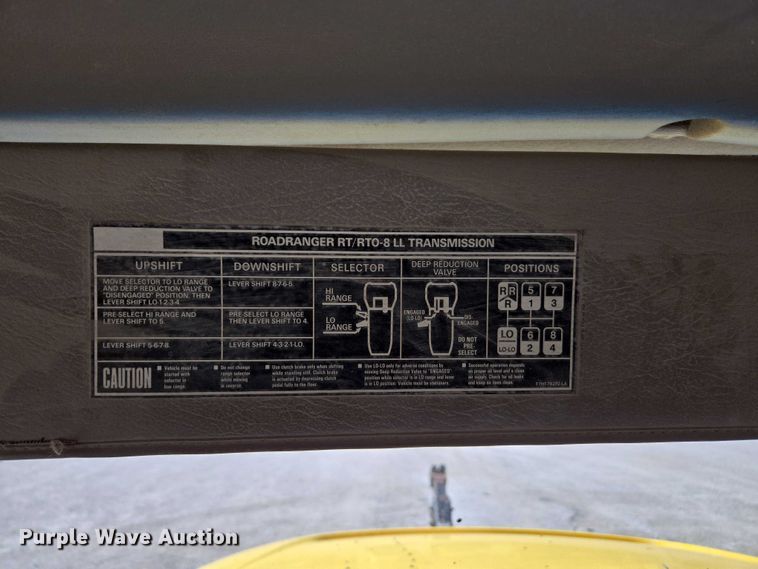 image for item DY0402 2007 Sterling L-Line dump truck