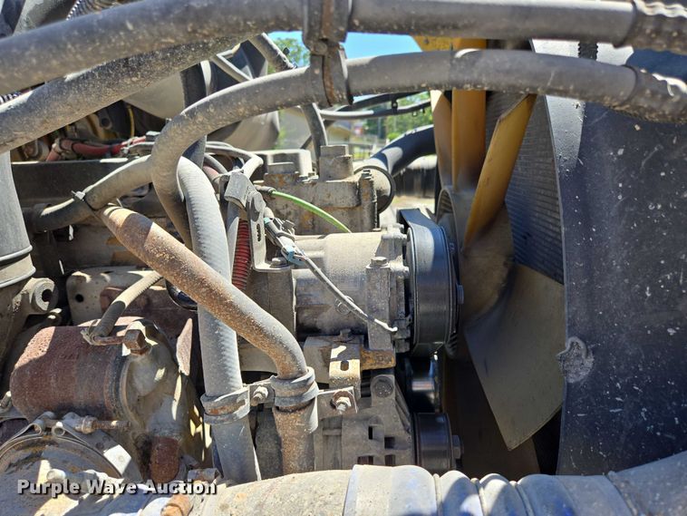 image for item DY0402 2007 Sterling L-Line dump truck