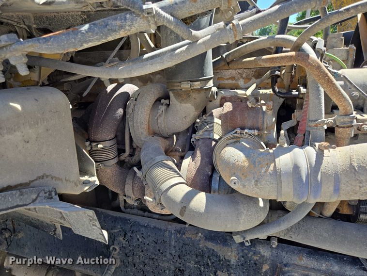 image for item DY0402 2007 Sterling L-Line dump truck